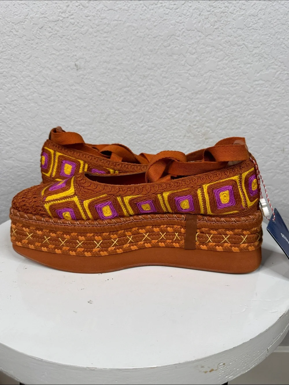 FARM RIO RUST ESPADRILLE FLATFORM EMBROIDERED LACE UP PLATFORM SHOES NWT SIZE 8